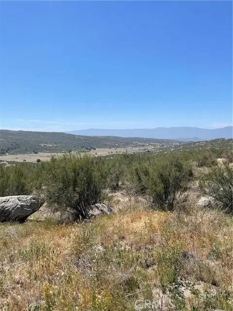 35410 Willow Creek Road, Hemet, CA 92544 - Image #2