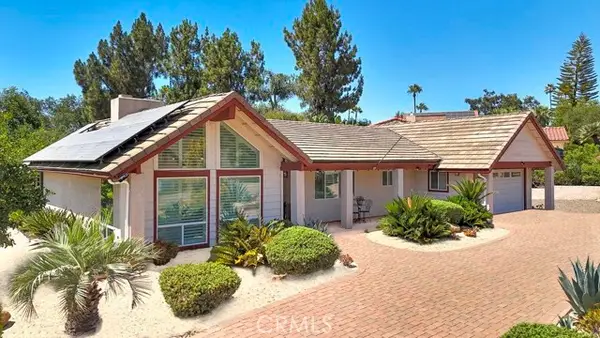 10700 Meadow Glen Way, Escondido, CA 92026