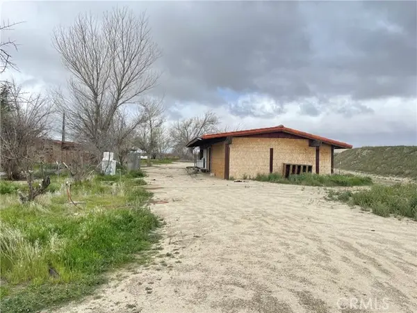 15981 Gaskell Road, Rosamond, CA 93560