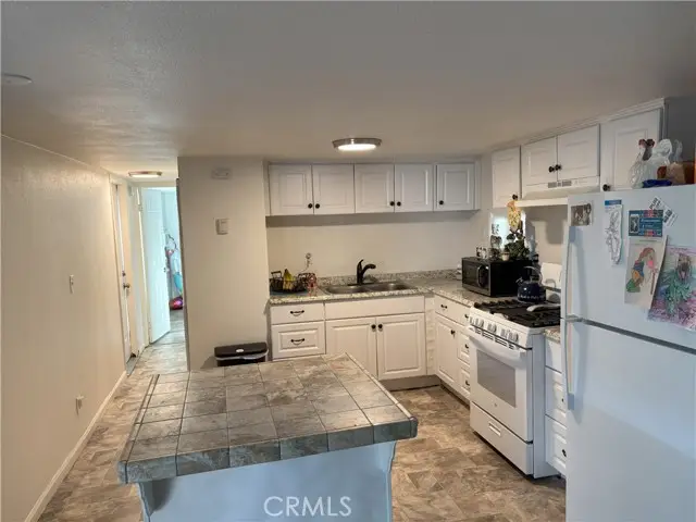 260 N Lyon #95, Hemet, CA 92543 - Image #3