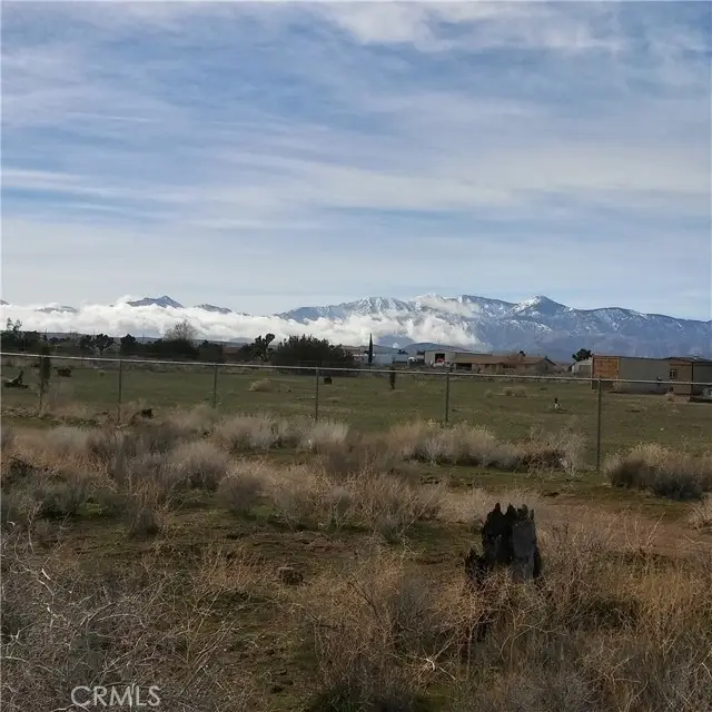 10611 Yucca Terrace Drive, Oak Hills, CA 92344 - Image #1