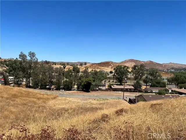 5 Stecher Avenue, Lake Elsinore, CA 92530 - Image #1