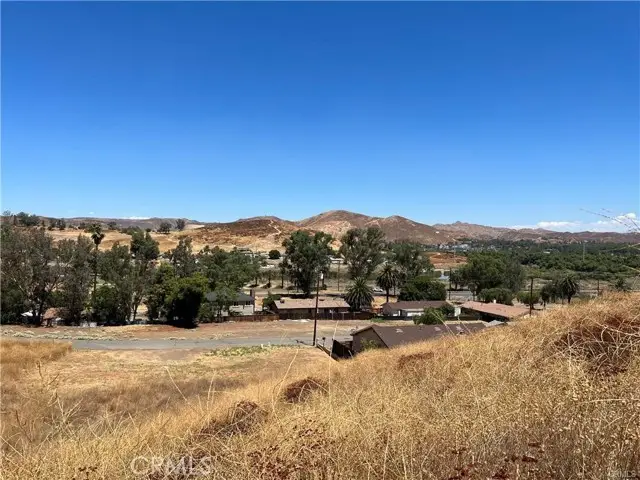 5 Stecher Avenue, Lake Elsinore, CA 92530 - Image #2