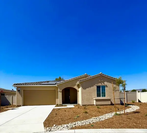 2961 Desiree Drive, San Jacinto, CA 92582