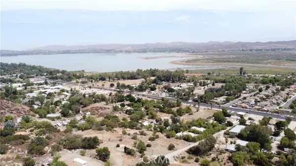 33165 Ginger Lane, Lake Elsinore, CA 92530