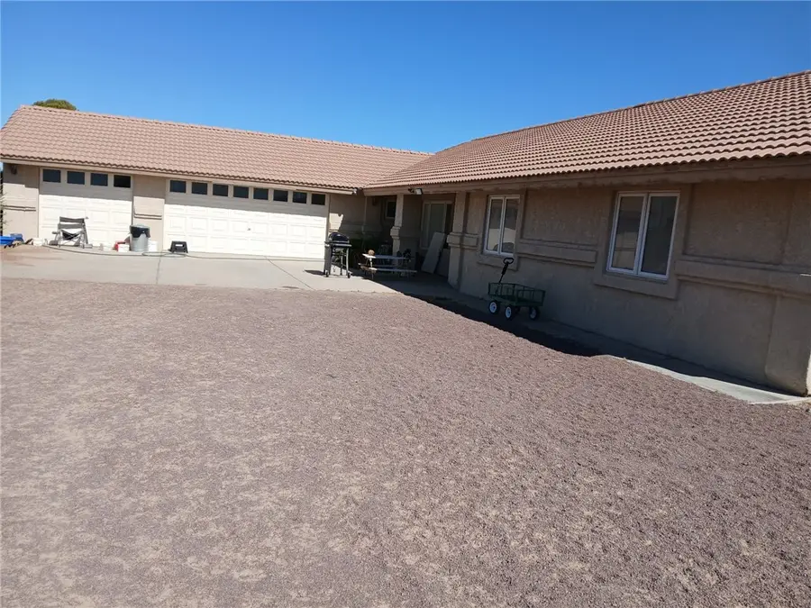 43326 Coventry Street, Newberry Springs, CA 92365 - Image #2