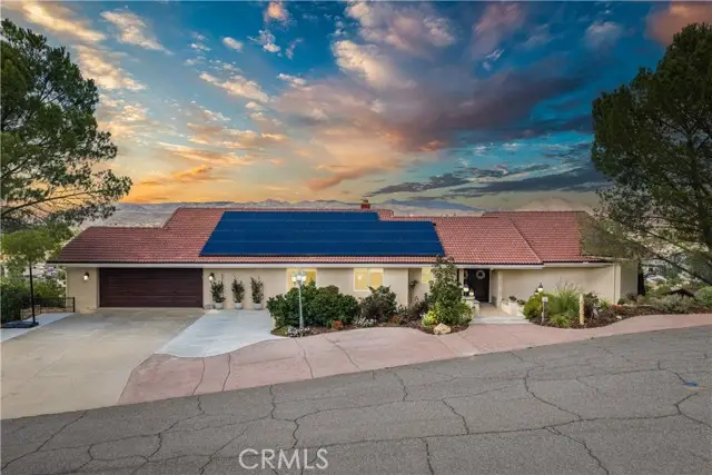30990 Blackhorse Drive, Canyon Lake, CA 92587 - Image #2