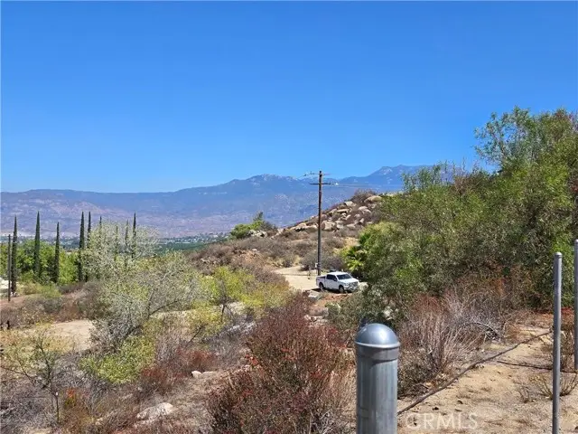 2122 Vista Del Valle, Hemet, CA 92544 - Image #2