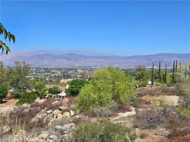 2122 Vista Del Valle, Hemet, CA 92544 - Image #3