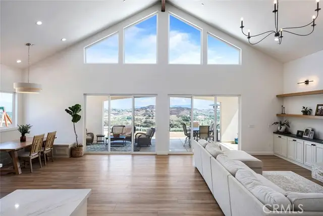 38566 Vista Del Bosque, Murrieta, CA 92562 - #1