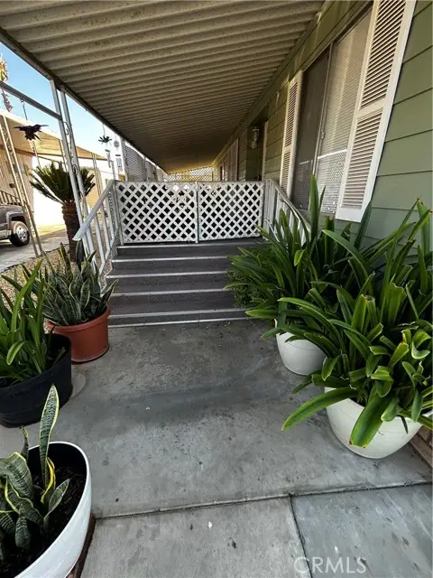 2205 W Acacia Ave #38, Hemet, CA 92545 - Image #2