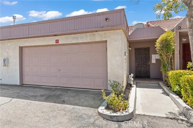 43334 32nd St W #17, Lancaster, CA 93536 - Image #1
