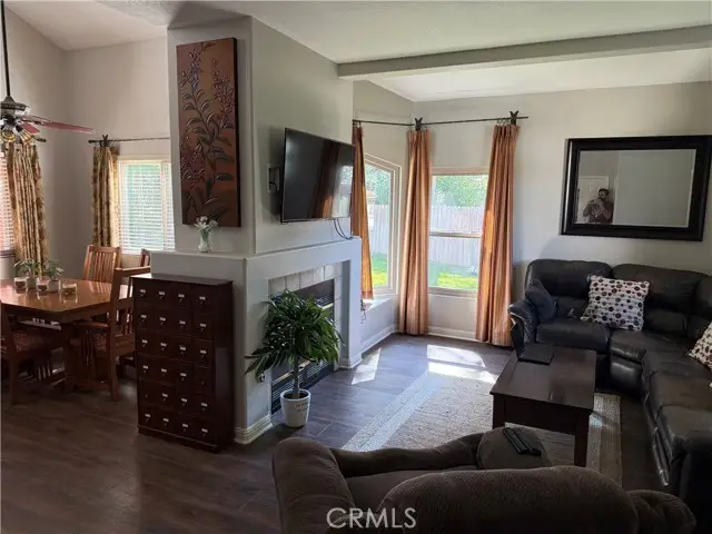 42086 Paseo Brillante, Temecula, CA 92591 - Image #3