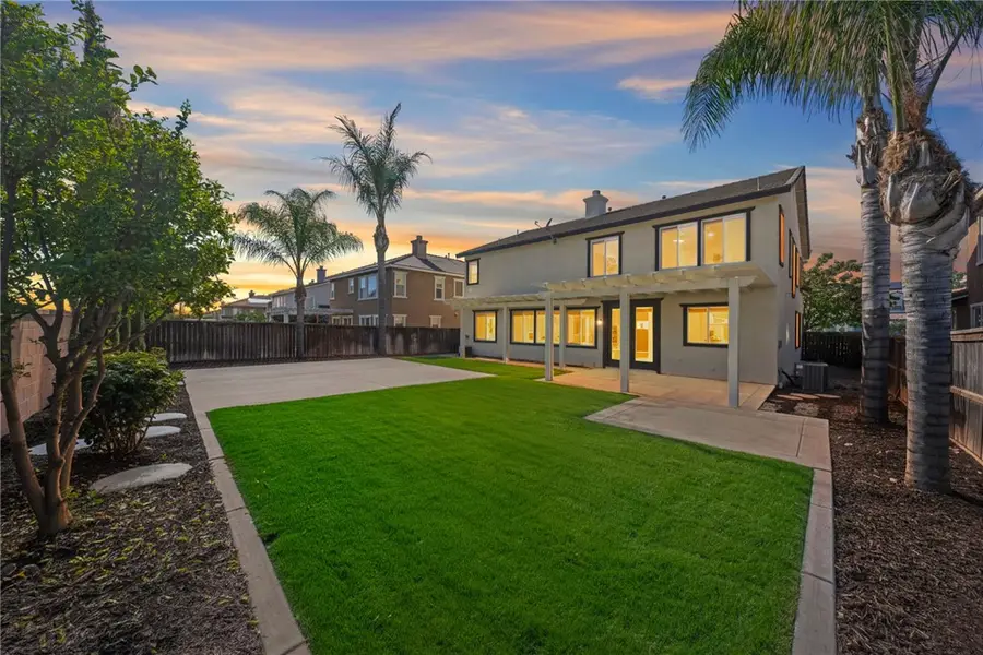 27876 Post Oak, Murrieta, CA 92562 - Image #2