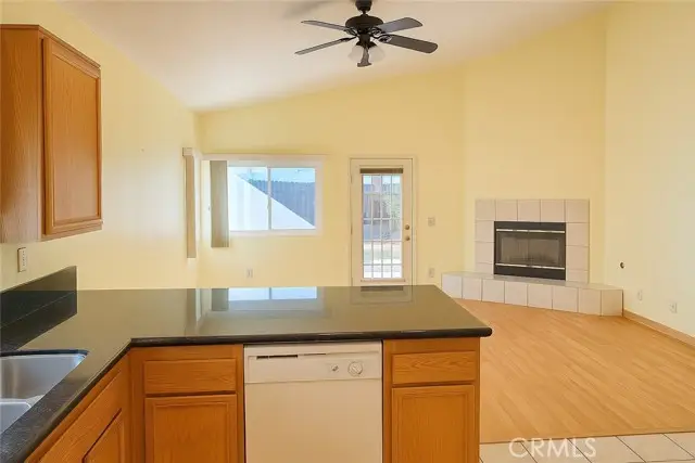 1457 Angelus Hill, Hemet, CA 92545 - Image #2