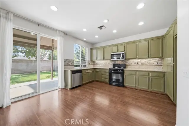 29504 Castlewood, Menifee, CA 92584 - Image #2