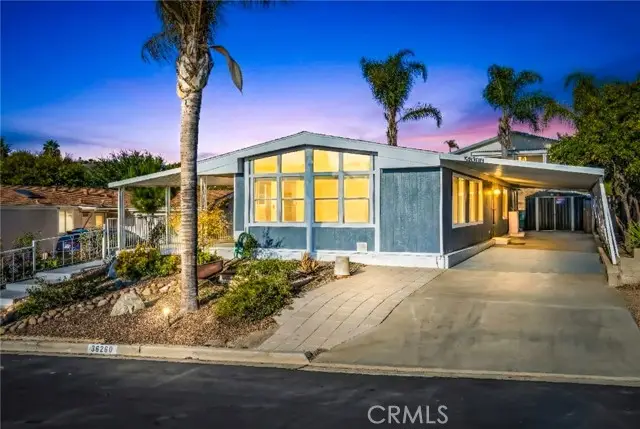 38200 Via Del Largo, Murrieta, CA 92563 - Image #2