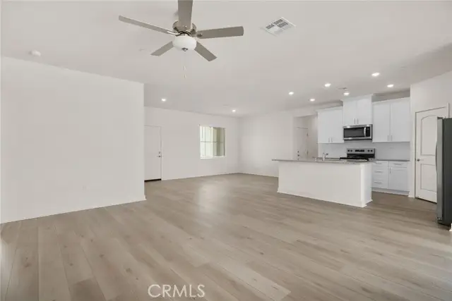 14773 Indigo, Apple Valley, CA 92307 - Image #3