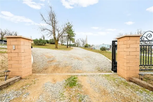 58731 Burnt Valley Road, Anza, CA 92539 - Image #3