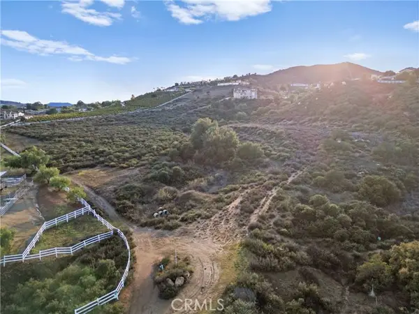 21903 Los Robles Road, Murrieta, CA 92562