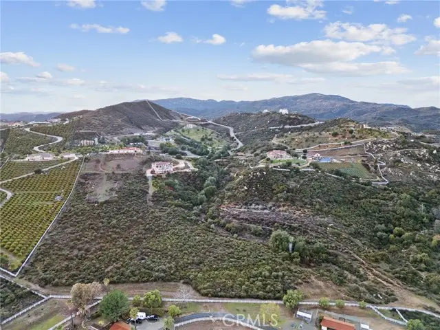 21903 Los Robles Road, Murrieta, CA 92562 - Image #2