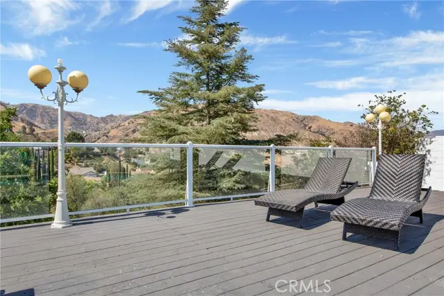 12036 Darby Avenue, Porter Ranch, CA 91326 - Image #3