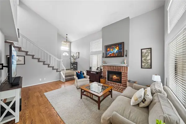 22075 Summit Hill Drive, Lake Forest (el Toro), CA 92630