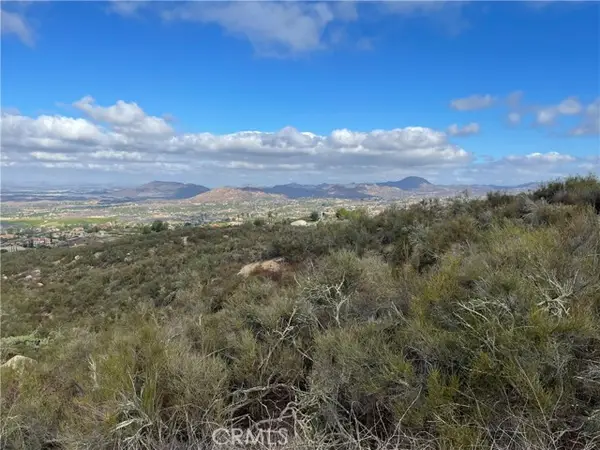 3 Esplendida Way, Temecula, CA 92592