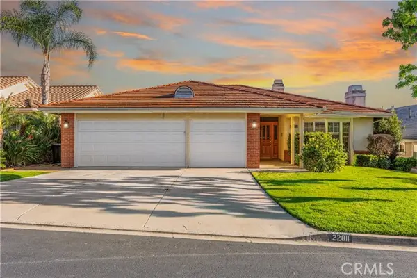 22811 Cove View, Canyon Lake, CA 92587