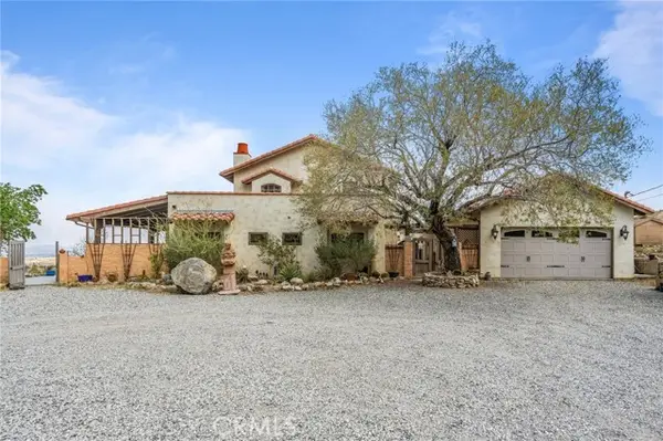 9075 Mesa Vista Street, Apple Valley, CA 92308