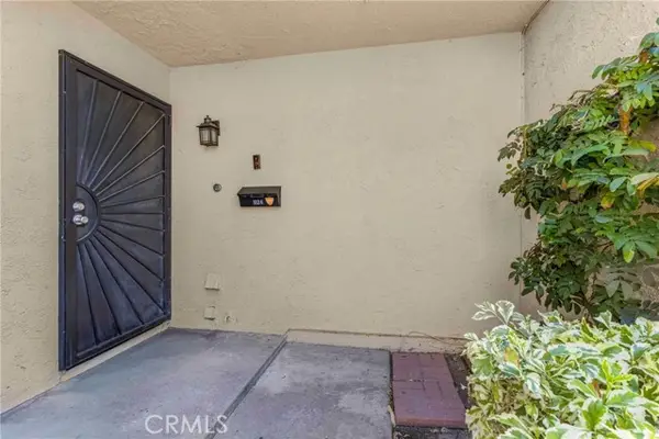 1124 S Clifpark #C37P, Anaheim, CA 92805