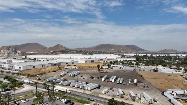 815 Aqua Mansa Road, Bloomington, CA 92316 - Image #2