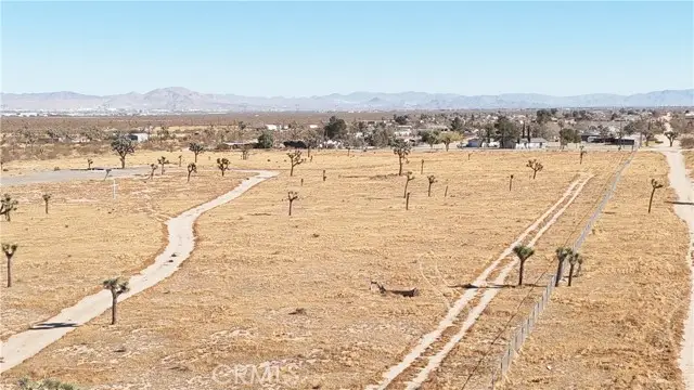 14326 Manada Road, Phelan, CA 92371 - Image #2