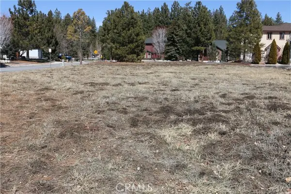 275 Meadow Circle, Big Bear Lake, CA 92315