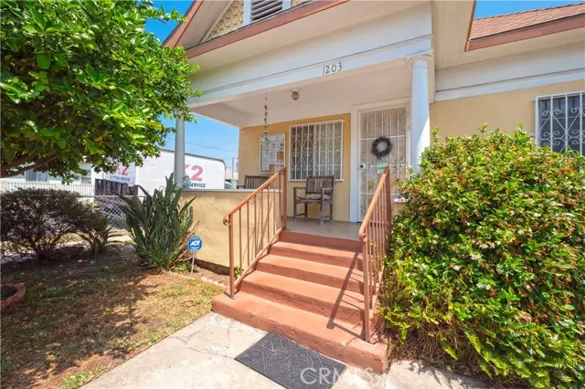 1203 E 33rd Street, Los Angeles, CA 90011 - Image #2