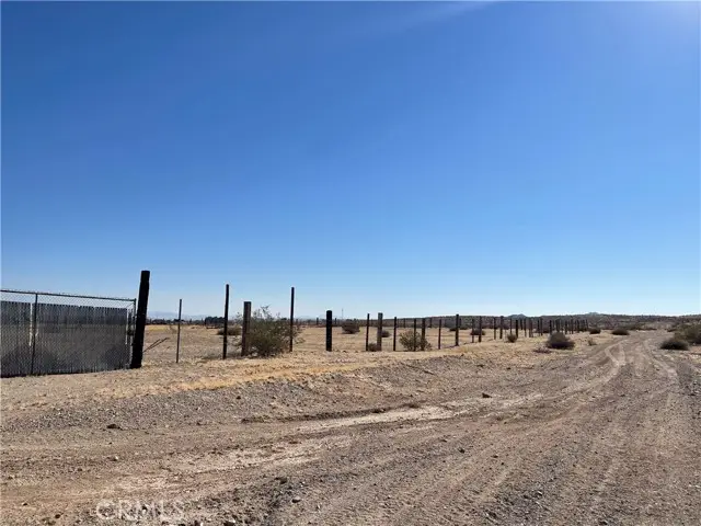 19500 Panamint Trail, Victorville Hesperia, CA 92311 - Image #2