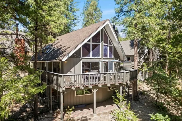 676 Rhine Rd., Lake Arrowhead, CA 92391 - #1
