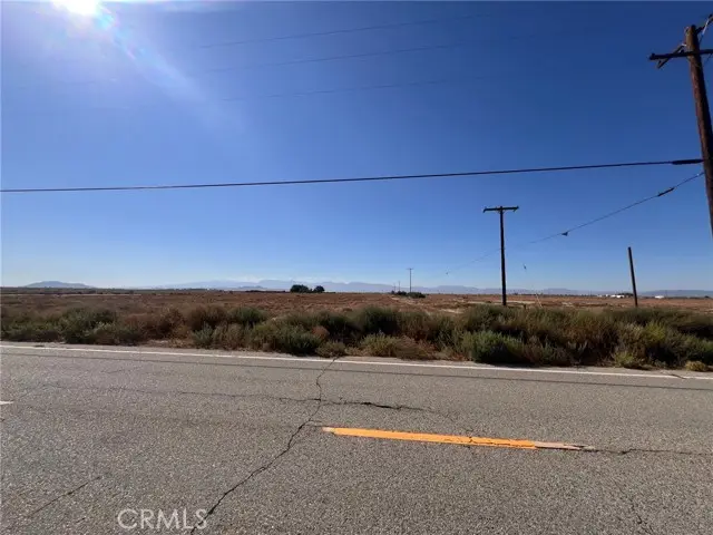 10541 East Avenue H, Lancaster, CA 93535 - Image #1