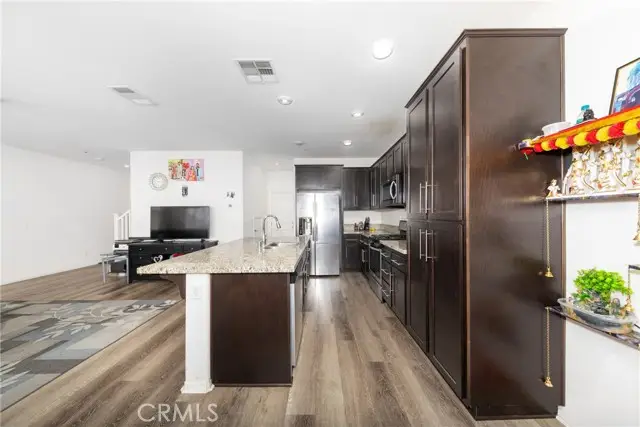 867 S Breden, Rialto, CA 92376 - Image #3