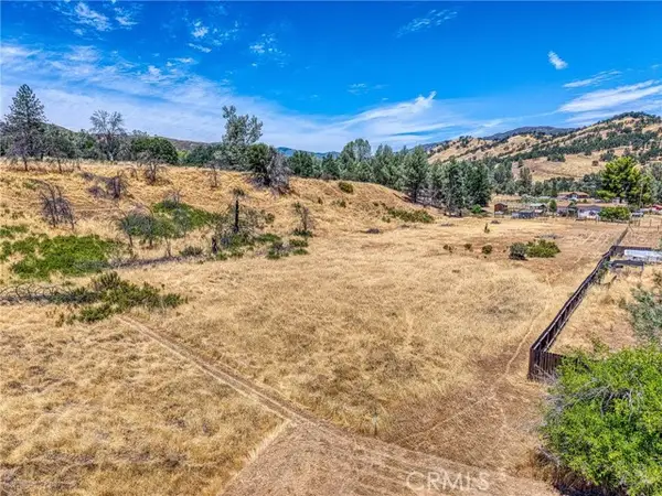 2595 Spring Valley Road, Clearlake Oaks, CA 95423