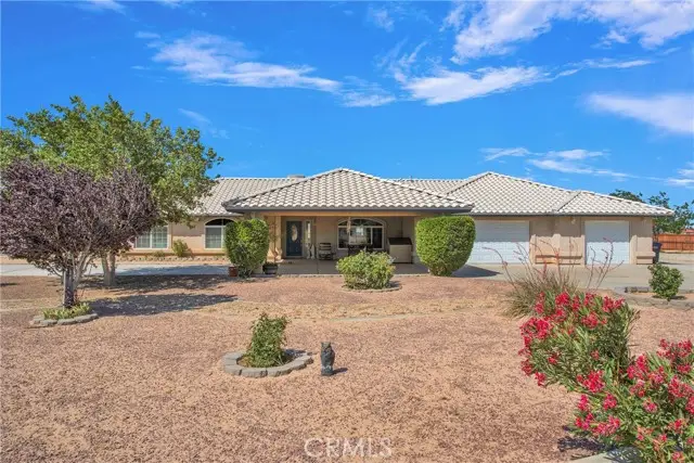 7330 Smoke Tree Road, Phelan, CA 92371 - Image #2