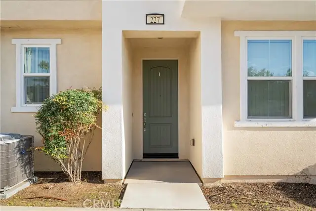 227 Promenade, Pomona, CA 91767 - Image #3