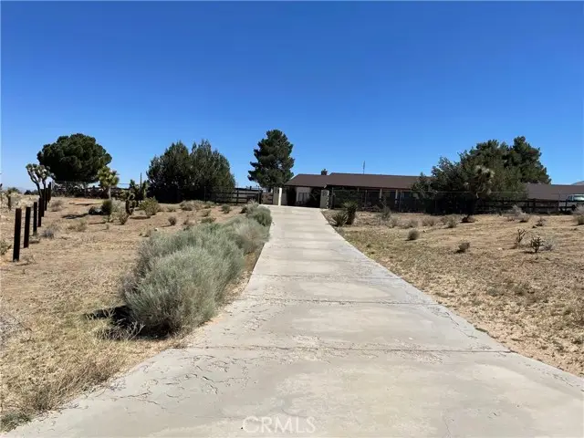 19574 Happy Valley, Apple Valley, CA 92308 - Image #1