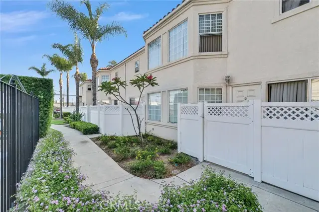 19555 E Cypress Street #P, Covina, CA 91724 - #3