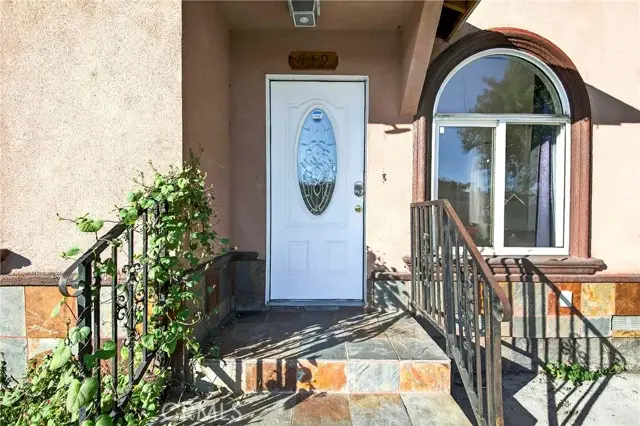 819 E 73rd, Los Angeles, CA 90001 - #3