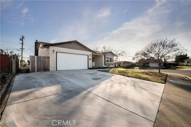 5555 Caroline Street, Montclair, CA 91763 - #2