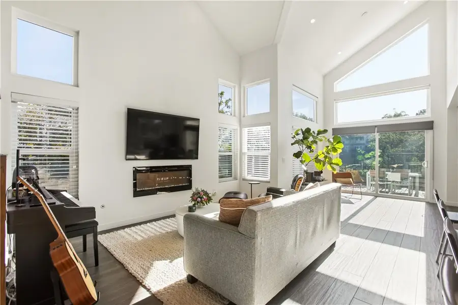 24522 Windsor #C, Santa Clarita, CA 91355 - #3