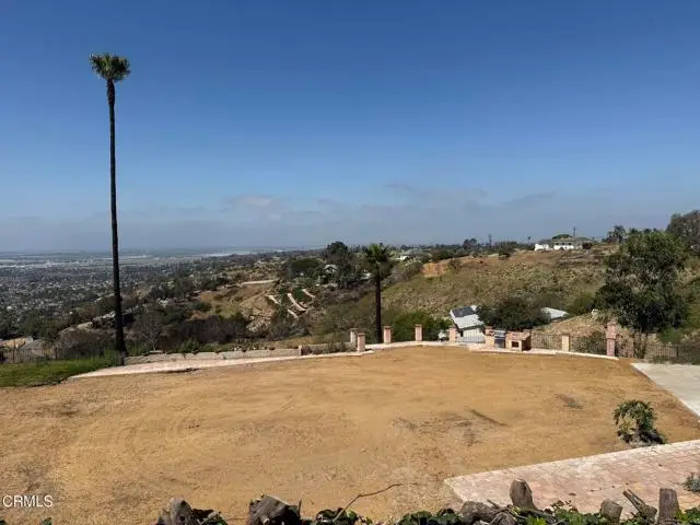 894 W Highland Drive, Camarillo, CA 93010 - #2