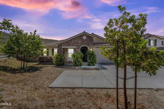 566 Purple Sage Lane, Simi Valley, CA 93065 - Image #2