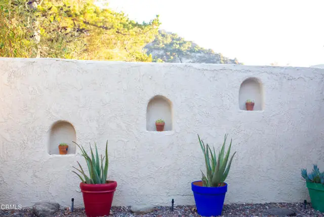 548 Live Oak Circle Drive, Calabasas, CA 91302 - Image #3